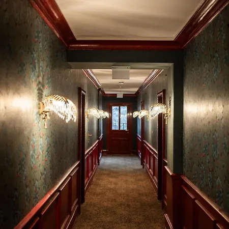 招待所 Vis-a-vis - Self Check-in 韦希瑟尔山麓圣科罗纳