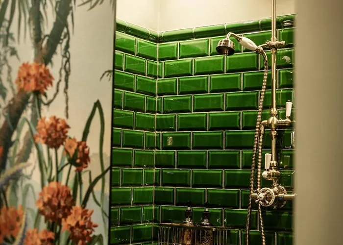 Vis-a-vis - Self Check-in 招待所 *